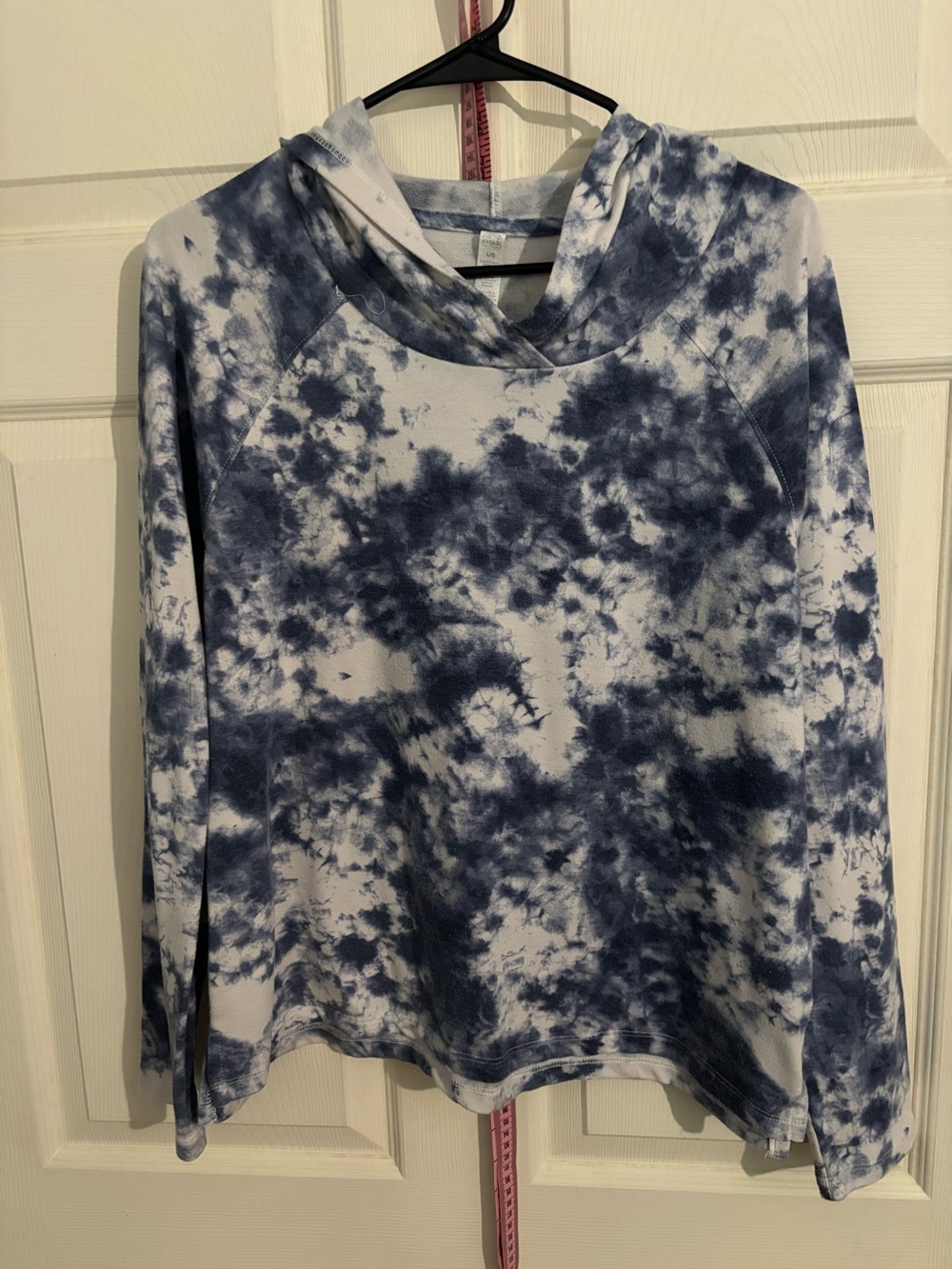 Blue/White Tie-Dye Hooded Pullover